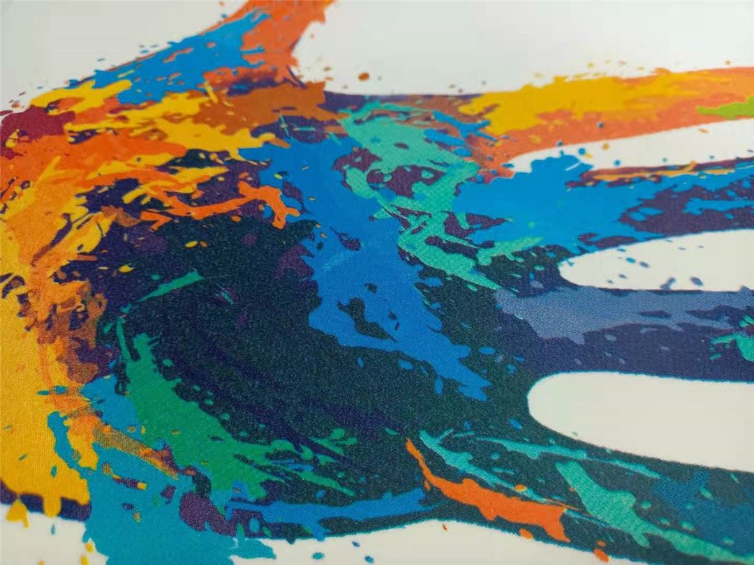 3 3
